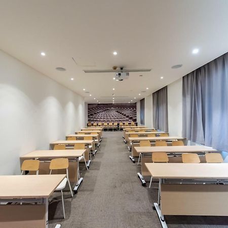 Готель Ibis Wuxi Hi Tech Екстер'єр фото