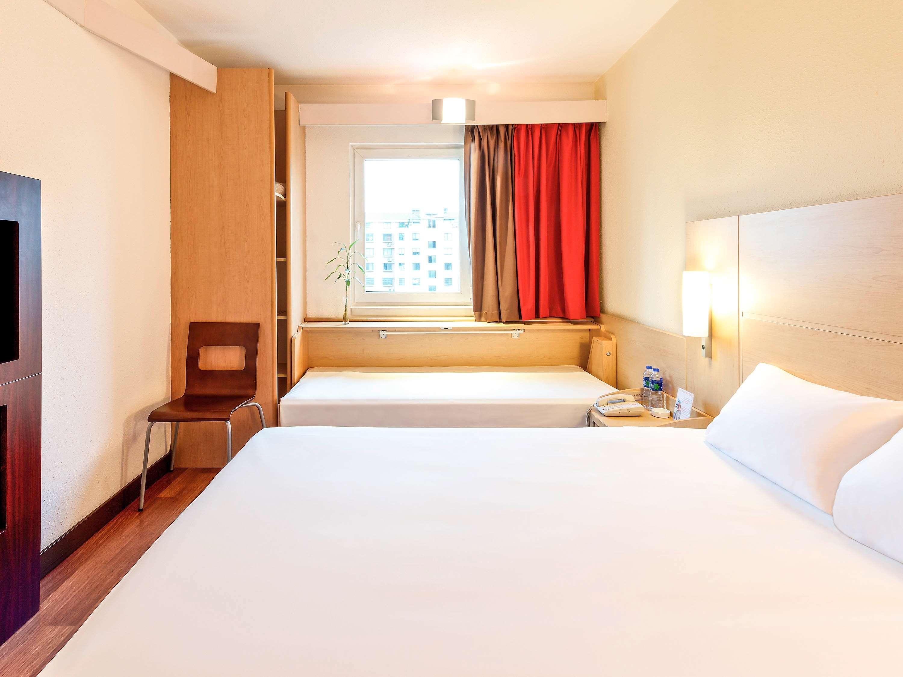 Готель Ibis Wuxi Hi Tech Екстер'єр фото