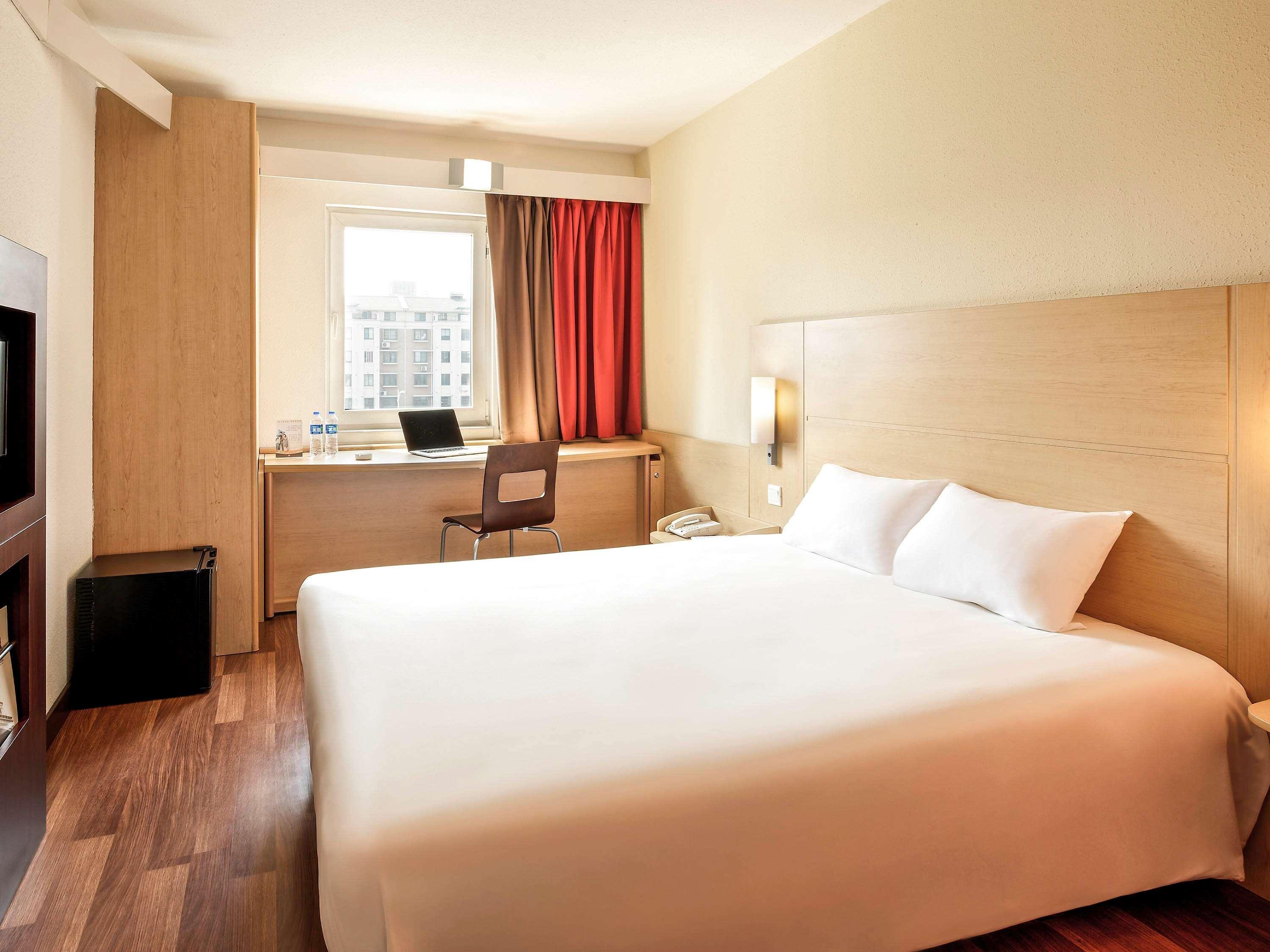 Готель Ibis Wuxi Hi Tech Екстер'єр фото